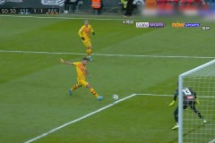 西甲联赛焦点战：巴塞罗那VS巴伦西亚 梅西对决塔帕亚特