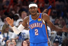 快船队面临伦纳德离队与哈登调查风波的双重挑战